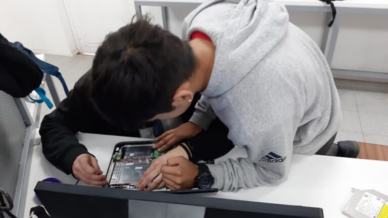 69432679_2442125929400806_8740815294164893696_n